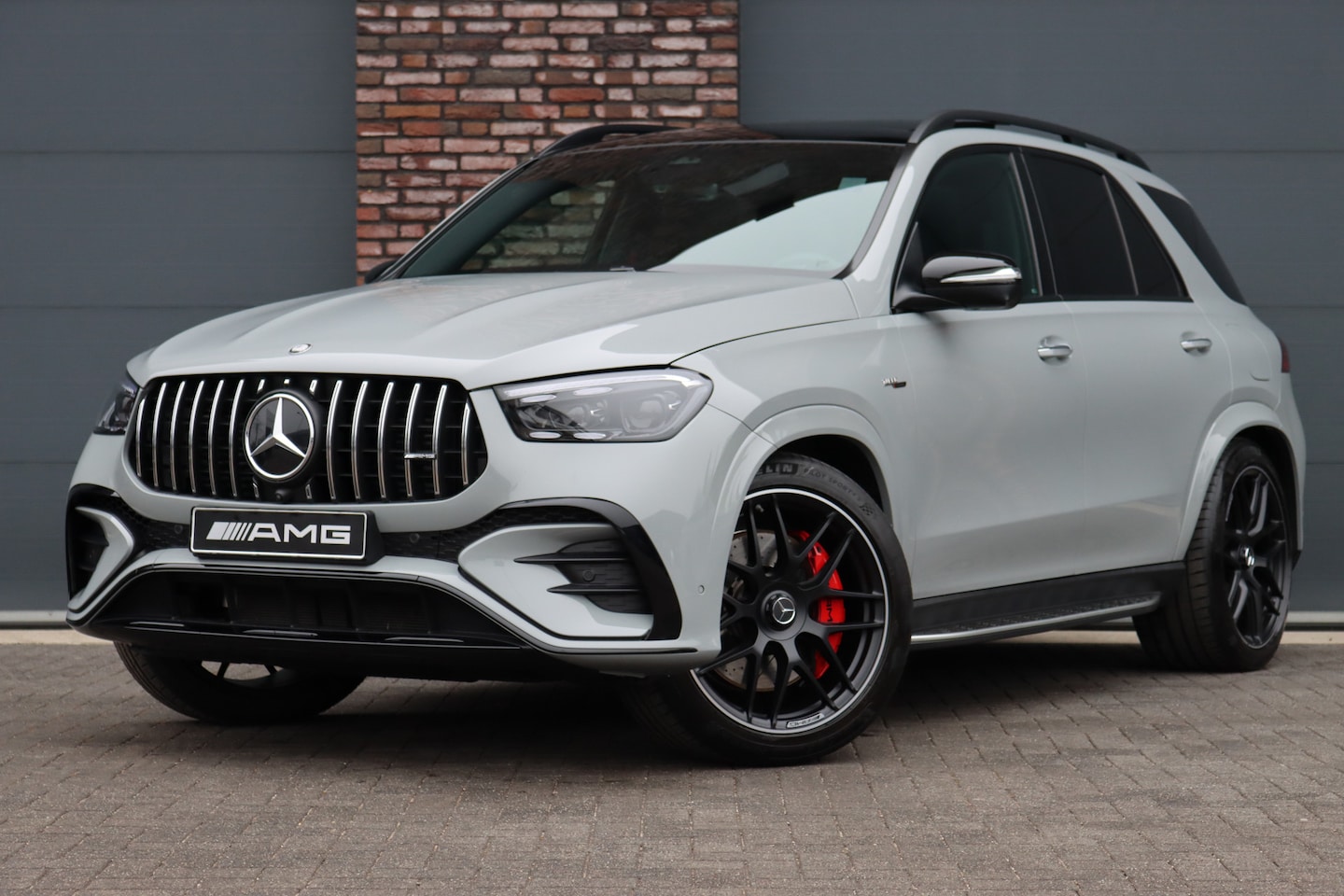 Mercedes-Benz GLE-Klasse - AMG 53 Hybrid 4MATIC+ Premium+ Aut9 | Luchtvering | Distronic Pro | Memory | Trekhaak | Ve - AutoWereld.nl