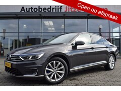 Volkswagen Passat - 1.4 TSi Automaat GTE Highline LED | Leder/Alcantara | Full Map Navi | Adap. Cruise | Telef