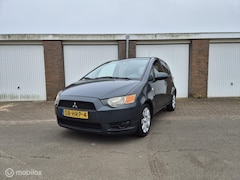 Mitsubishi Colt - 1.3 Invite / Nieuwe APK /Airco/Cruisecontrol