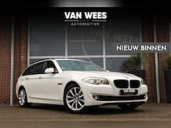 BMW 5-serie Touring - 520i F11 High Executive | 2e eigenaar | NL auto | Leer | Navi | 18 inch | Xenon | NAP | Cr