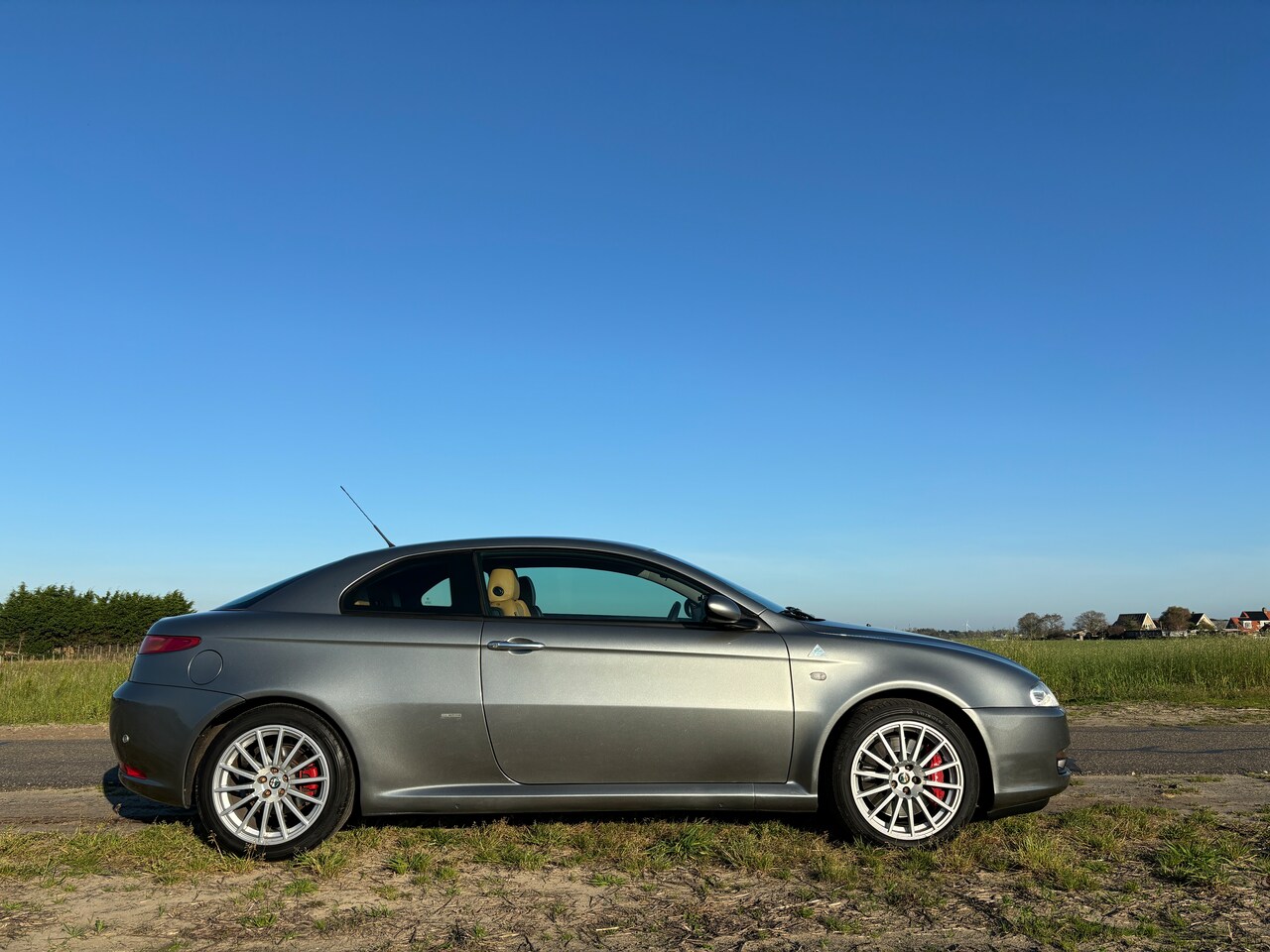 Alfa Romeo GT - 3.2 V6 Distinctive - AutoWereld.nl