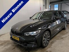 BMW 3-serie - 320e Business Edition Plus Lederen Sportstoelen