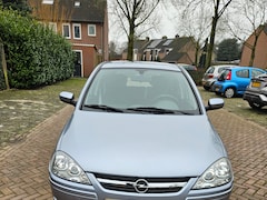 Opel Corsa - 1.2-16V Silverline