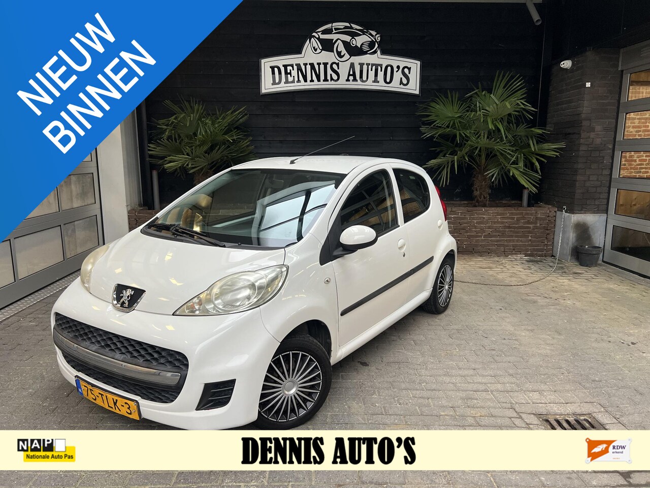 Peugeot 107 - 1.0-12V XS 5 Drs. Airco! - AutoWereld.nl