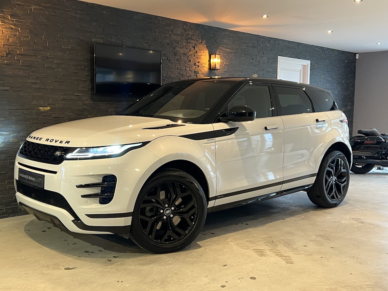 Land Rover Range Rover Evoque - 2.0 P200 AWD R-Dynamic Bj: 2020 / Automaat - AutoWereld.nl