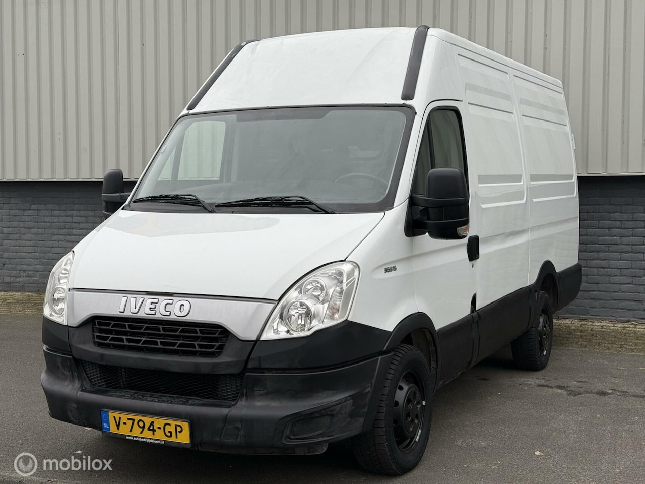 Iveco Daily - 35S15V 395 H2|APK|Airco - AutoWereld.nl