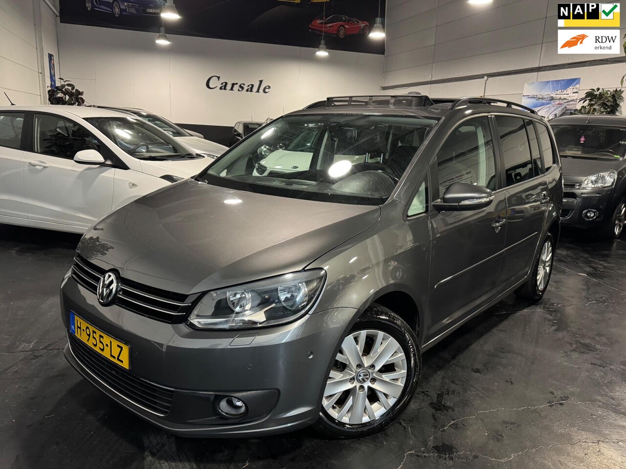 Volkswagen Touran - 1.4 TSI Trendline 7p. Panoramadak - AutoWereld.nl