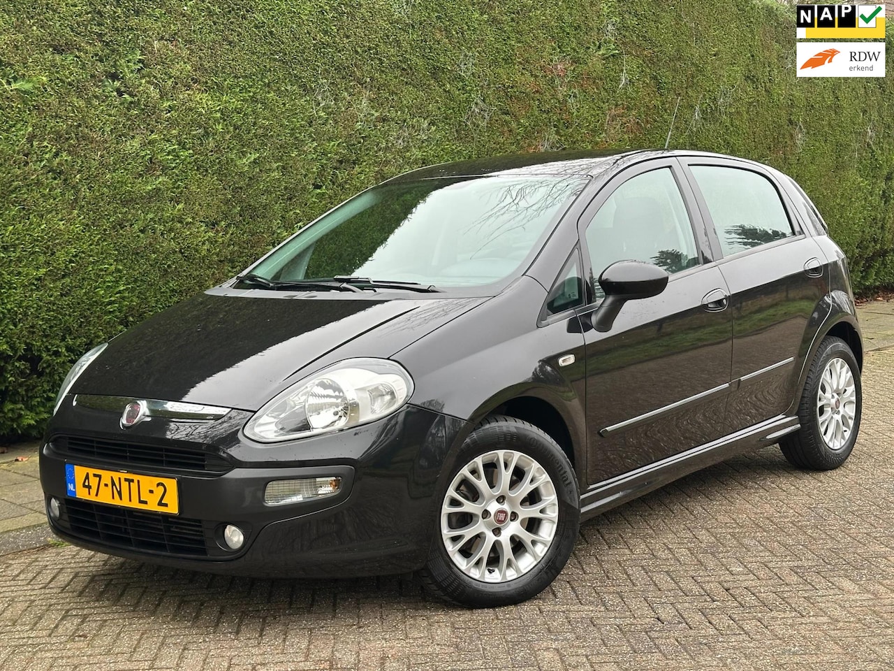 Fiat Punto Evo - 1.3 M-Jet Dynamic /CLIMA/ZEER LAGE KM/RIJDTSUPER!/ - AutoWereld.nl