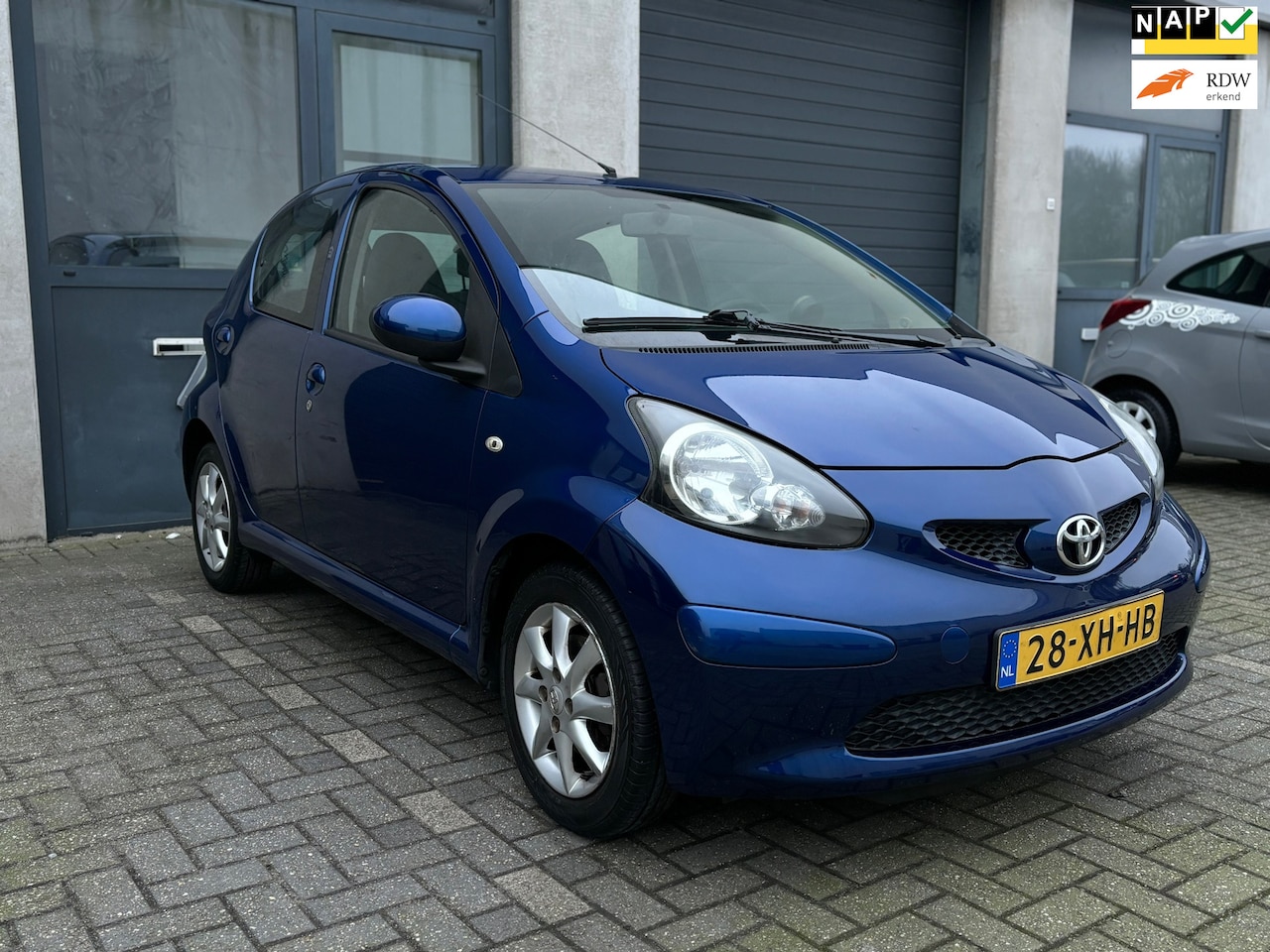 Toyota Aygo - 1.0-12V+ 5DR|Airco|Toerenteller|Cruise Controle|Nieuwe APK| Nieuwe koppeling - AutoWereld.nl