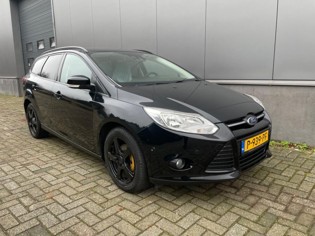 Ford Focus Wagon - 1.0 EcoBoost Titanium|Nieuw Apk - AutoWereld.nl