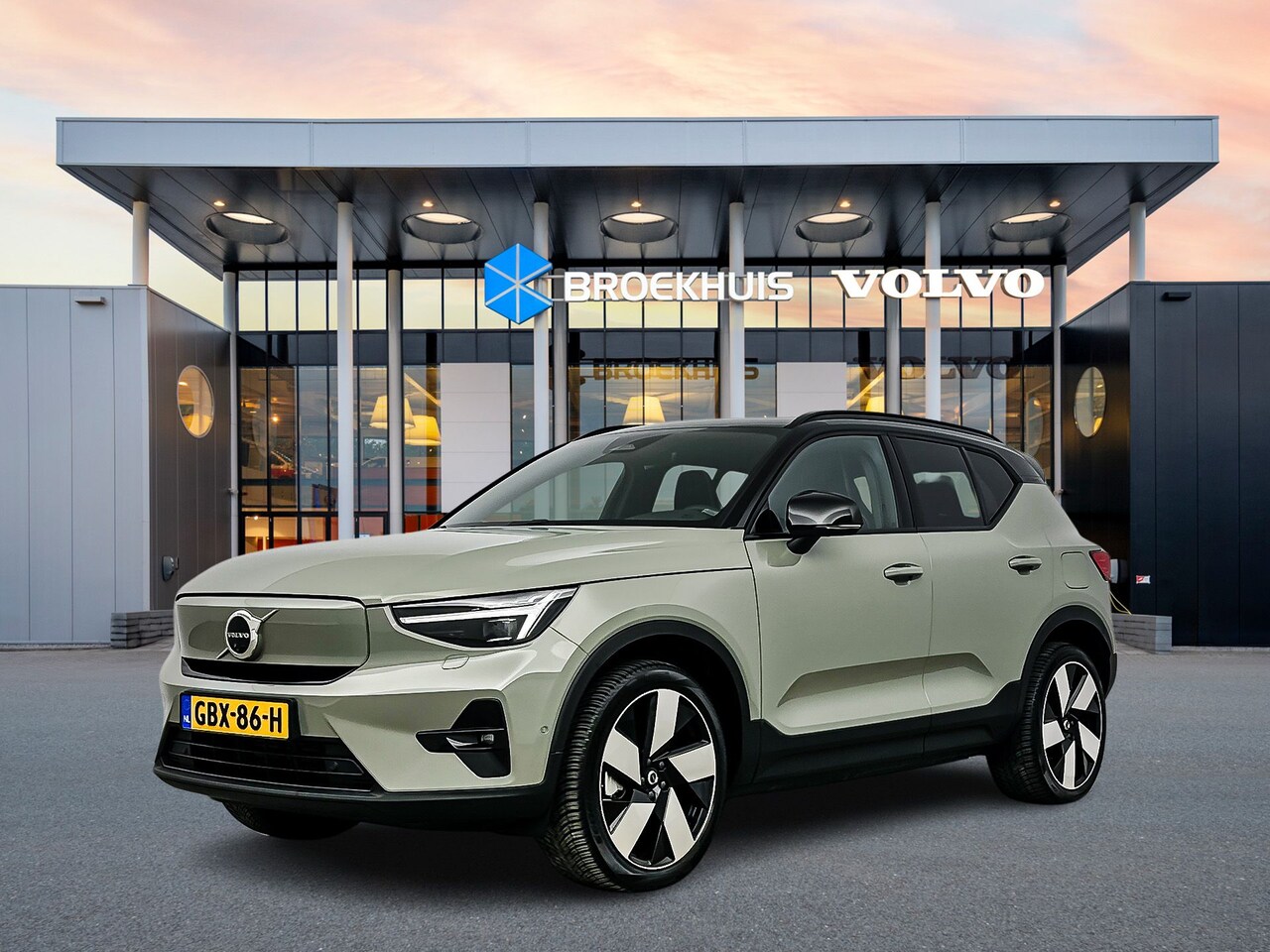 Volvo XC40 - Single Motor Extended Range Ultimate 82 kWh | 20" | Pixel LED | Microtech / Nubuck bekledi - AutoWereld.nl