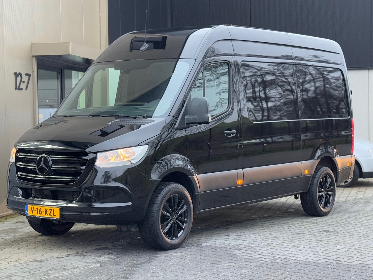 Mercedes-Benz Sprinter - 317 1.9 CDI L2H2 Apple Carplay|Aut.|Trekhaak - AutoWereld.nl