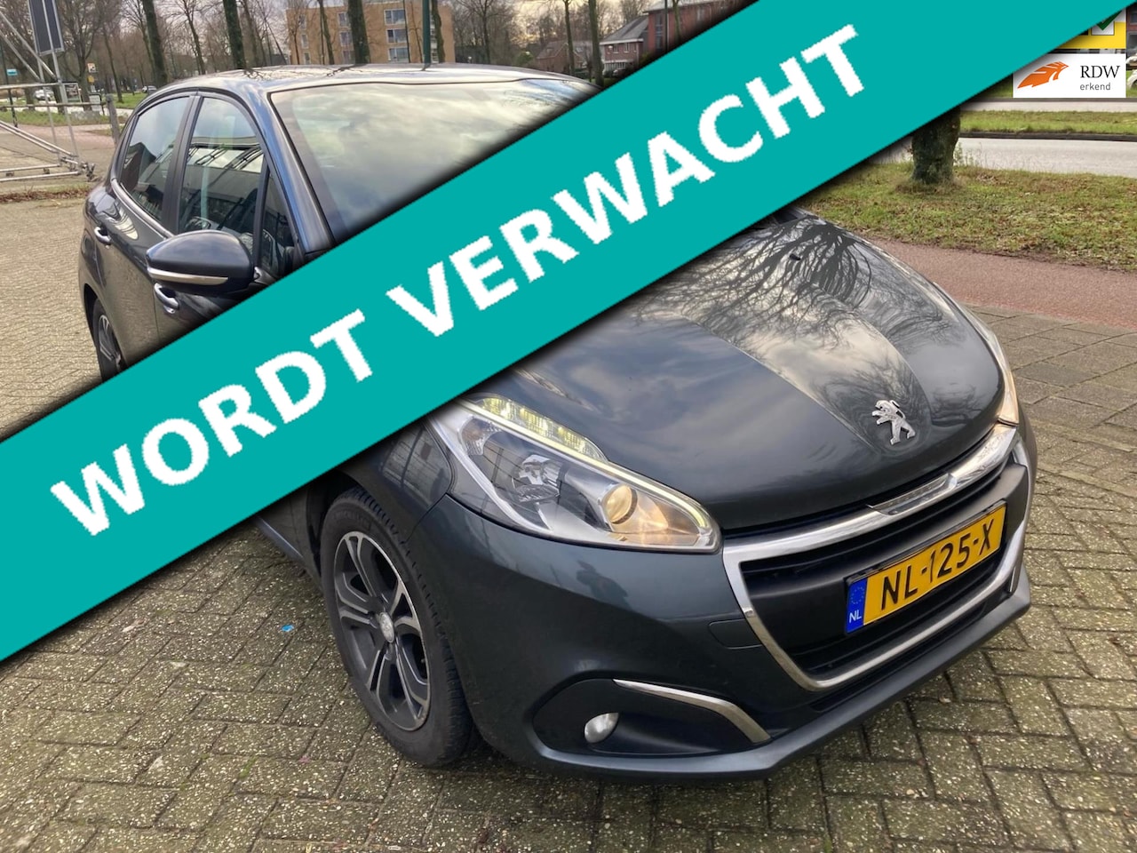 Peugeot 208 - 1.2 PureTech Blue Lion 1e eig. Airco Cruise Navi PDC - AutoWereld.nl