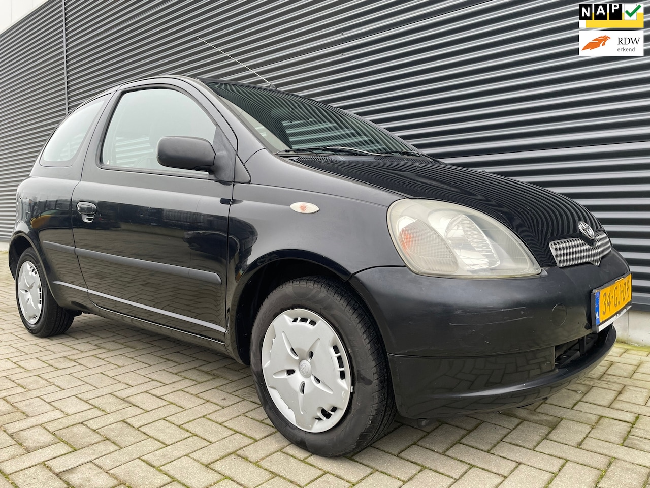 Toyota Yaris - 1.3-16V VVT-i Luna 1.3-16V VVT-i Luna - AutoWereld.nl