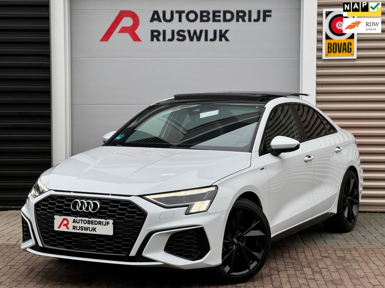 Audi A3 Limousine - 35 TFSI S edition Pano/Memory/Camera/BTW! - AutoWereld.nl