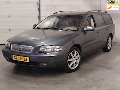 Volvo V70 - 2.4 Comfort Line 2003 NW APK 7Persoons