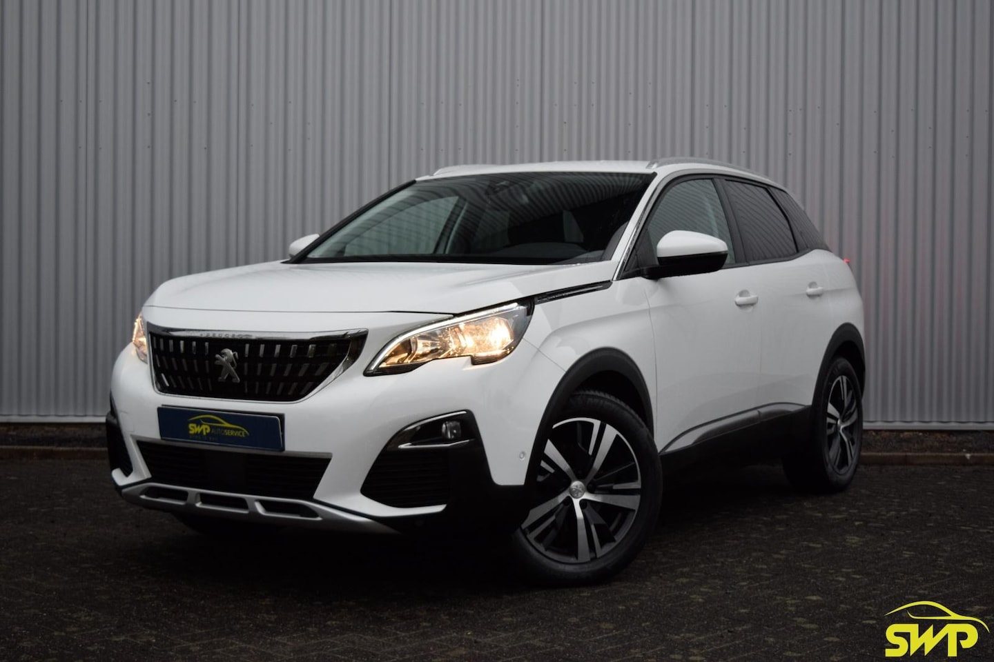 Peugeot 3008 - 1.2 PureTech Allure | Navi | Cam - AutoWereld.nl