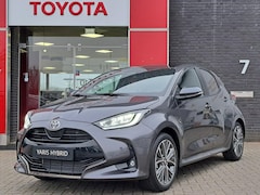 Toyota Yaris - 1.5 HYBRID 130 EXECUTIVE APPLE/ANDROID 17"LMV LED STOEL/STUURVERW. HALF-LEDER PRIVACY-GLAS