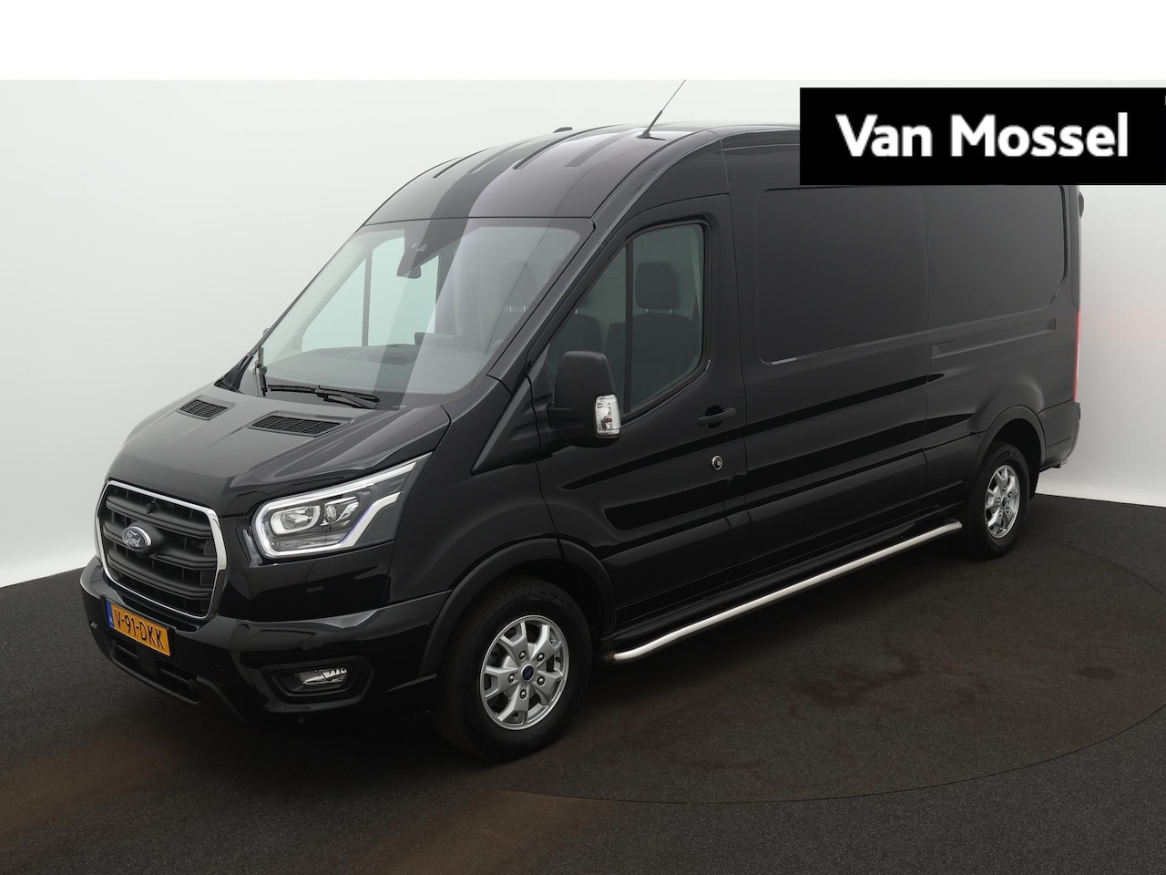 Ford Transit - 350 2.0 TDCI L3H2 Limited 165Pk Automaat - AutoWereld.nl