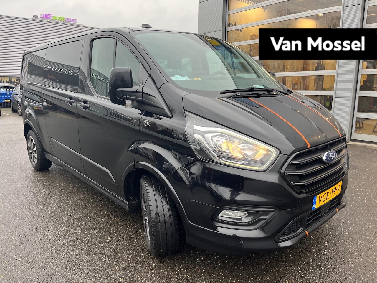 Ford Transit Custom - 320 2.0 TDCI L2H1 Sport 320 2.0 TDCI L2H1 Sport - AutoWereld.nl