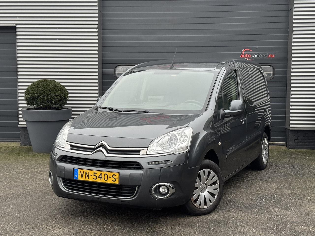 Citroën Berlingo - 1.6 e-HDI 500 Club | Navigatie | Cruise Control | Airco | Bluetooth | Schuifdeur Rechts | - AutoWereld.nl