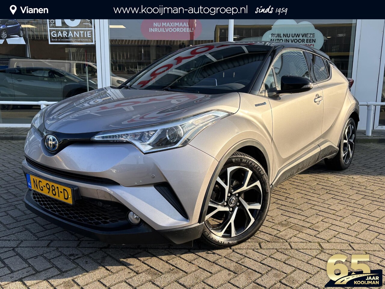 Toyota C-HR - 1.8 Hybrid Bi-Tone NL auto, 1e eigenaar, dealeronderhouden, keurige luxe auto - AutoWereld.nl