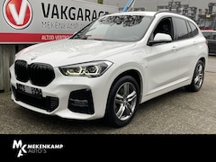 BMW X1 - xDrive25e High Executive M Sport 18"/Stoelverwarming/Sportstoelen/Elektrische Klep/LED/DAB