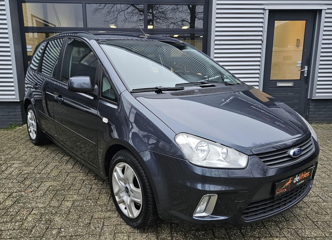 Ford C-Max - 2.0-16V Titanium **AUTOMAAT** - AutoWereld.nl