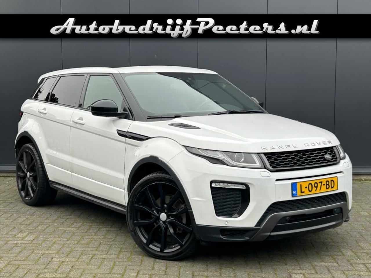 Land Rover Range Rover Evoque - 2.0 HSE Si4 P-dak Leder Meridian LED Trekhaak - AutoWereld.nl