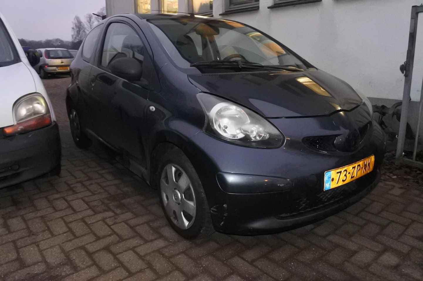 Toyota Aygo - 1.0-12V nw apk 20-1-2026 airco rijd goed 324 dkm - AutoWereld.nl