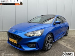 Ford Focus - 1.0 EcoBoost ST Line 125 PK ST-Line HB/PANO DAK