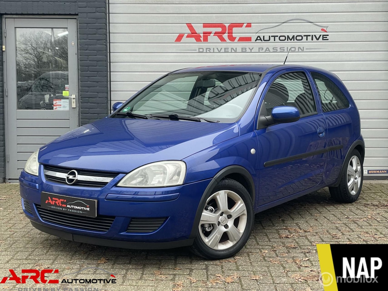 Opel Corsa - 1.2-16V Maxx - Airco - NAP - Nieuwe APK! - AutoWereld.nl