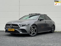 Mercedes-Benz A-klasse - 200 AMG Org NL Pano Sfeer Keyless Memory seats Dodehoekdetectie Camera Night pakket