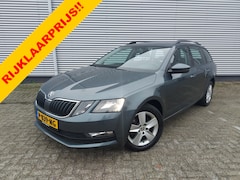 Skoda Octavia Combi - 1.4 TSI Greentech Ambition, airco, cruisecontrol, stoelverwarming, parkeersensoren achter,