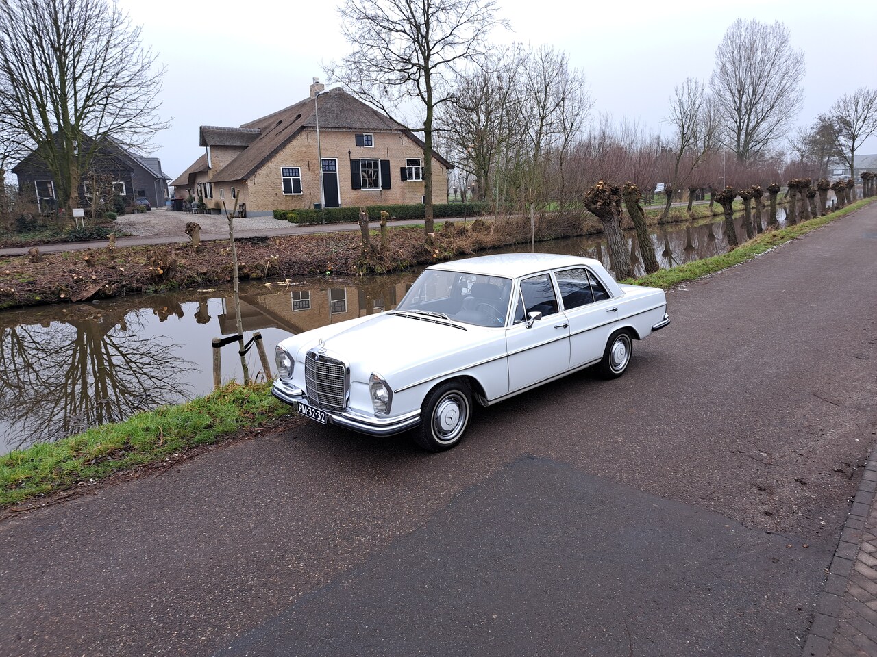 Mercedes-Benz 280 - SE Automaat - AutoWereld.nl