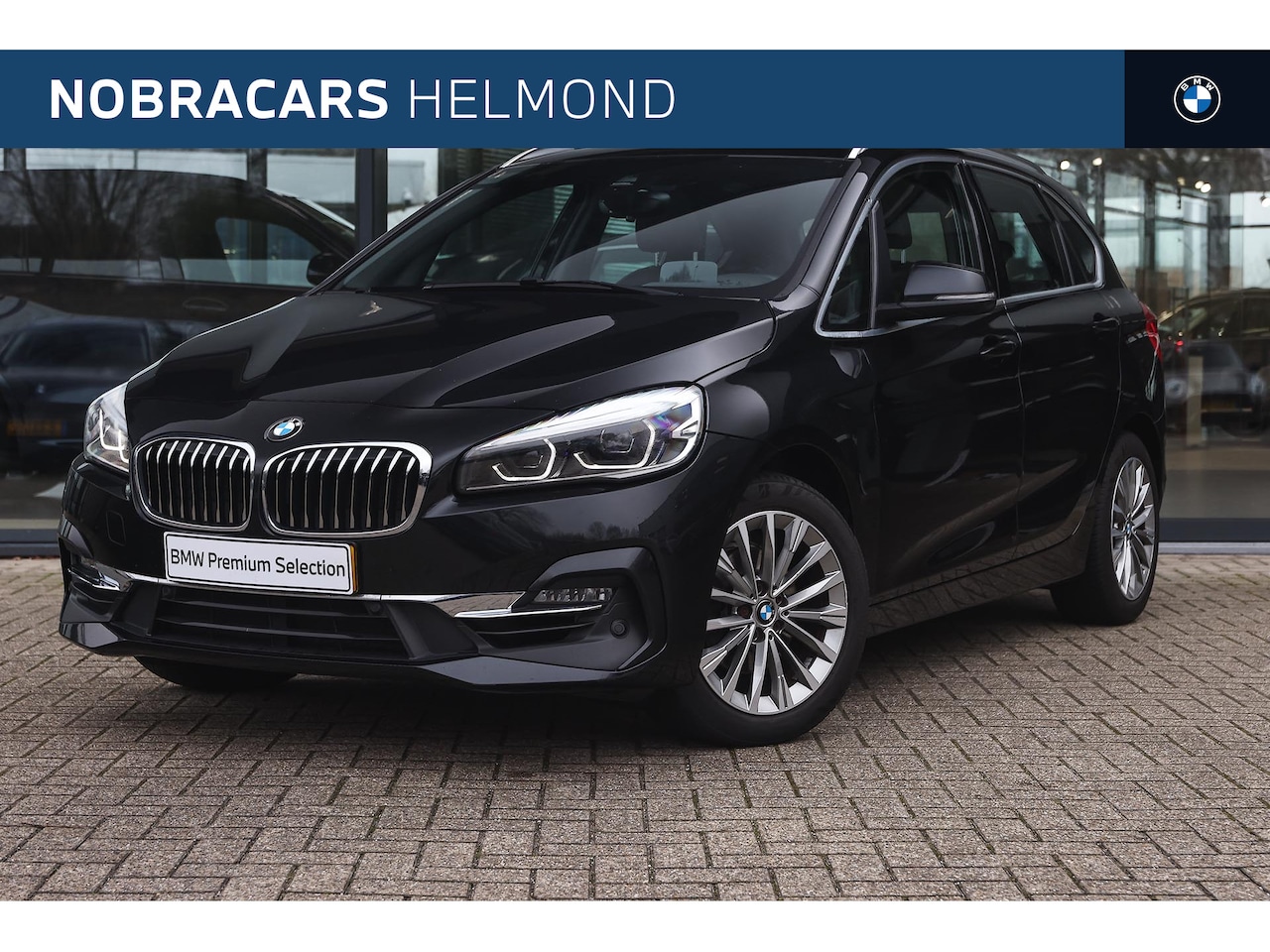 BMW 2-serie Active Tourer - 218i High Executive Luxury Line Automaat / Panoramadak / Trekhaak / LED / Achteruitrijcame - AutoWereld.nl