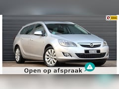 Opel Astra - 1.6 Turbo Cosmo Xenon/180PK/Eerste Eigenaar/Cruise