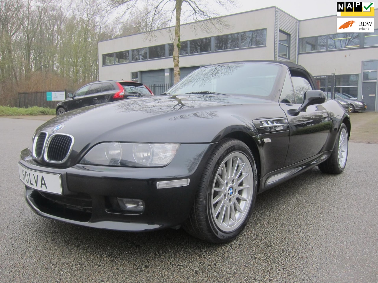 BMW Z3 Roadster - 2.2i Sport Line 92500 KM 6 CILINDER ZWART 2de EIGENAAR!! - AutoWereld.nl