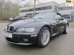 BMW Z3 Roadster - 2.2i Sport Line 92500 KM 6 CILINDER ZWART 2de EIGENAAR