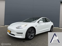 Tesla Model 3 - Long Range DUAL AWD 75 kWh Pearl AUTOPILOT BTW