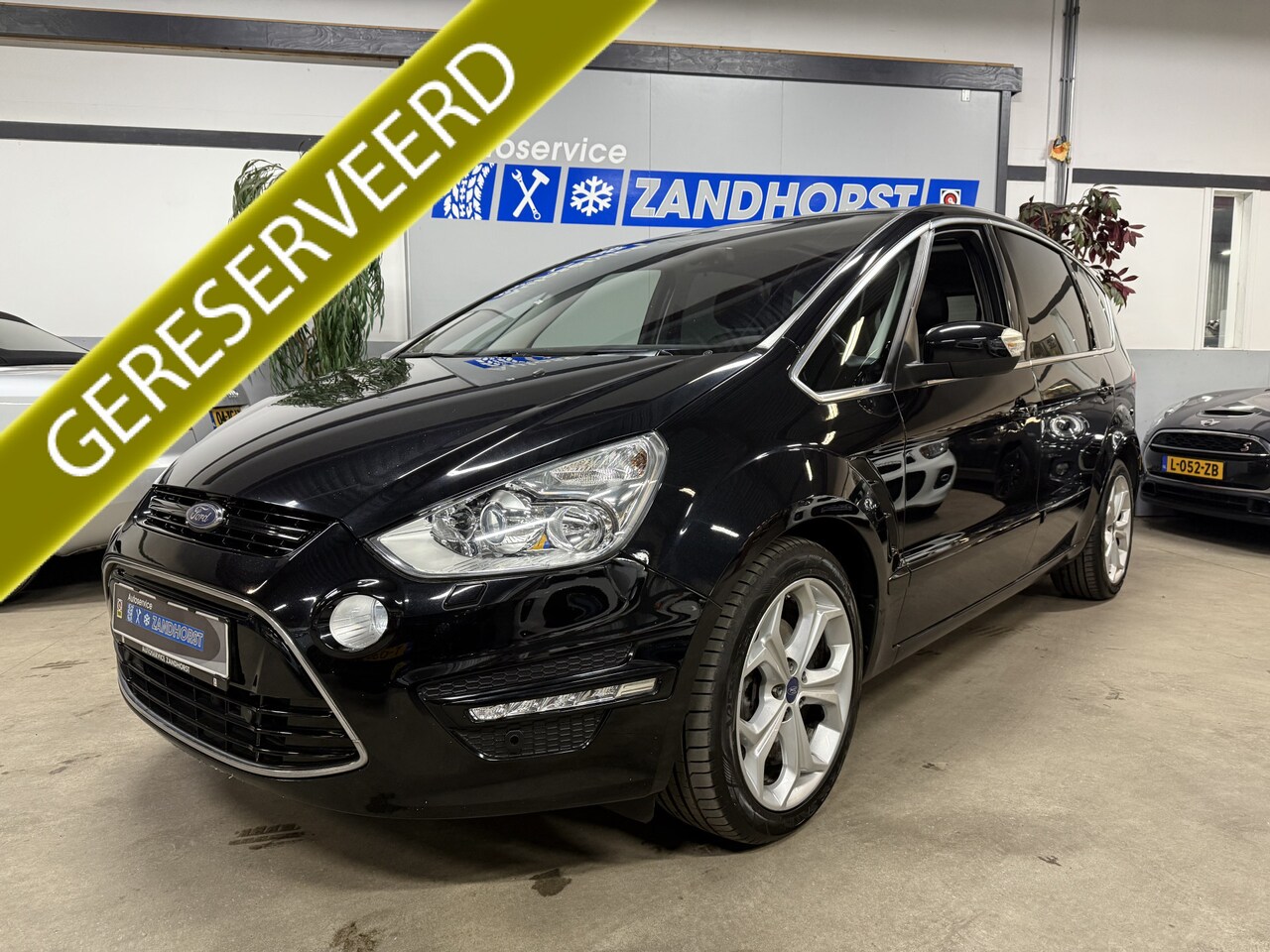 Ford S-Max - 2.0 EcoBoost Platinum 7p. 2.0 EcoBoost Platinum 7p. - AutoWereld.nl