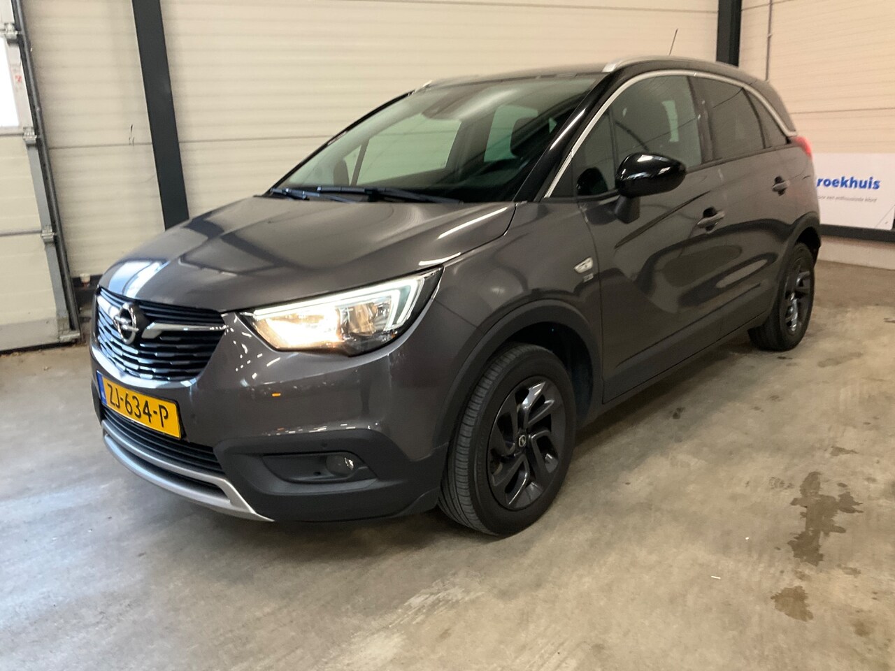 Opel Crossland X - 1.2 Turbo 120 Jaar Edition Navigatie/ crouse control / Black line / - AutoWereld.nl