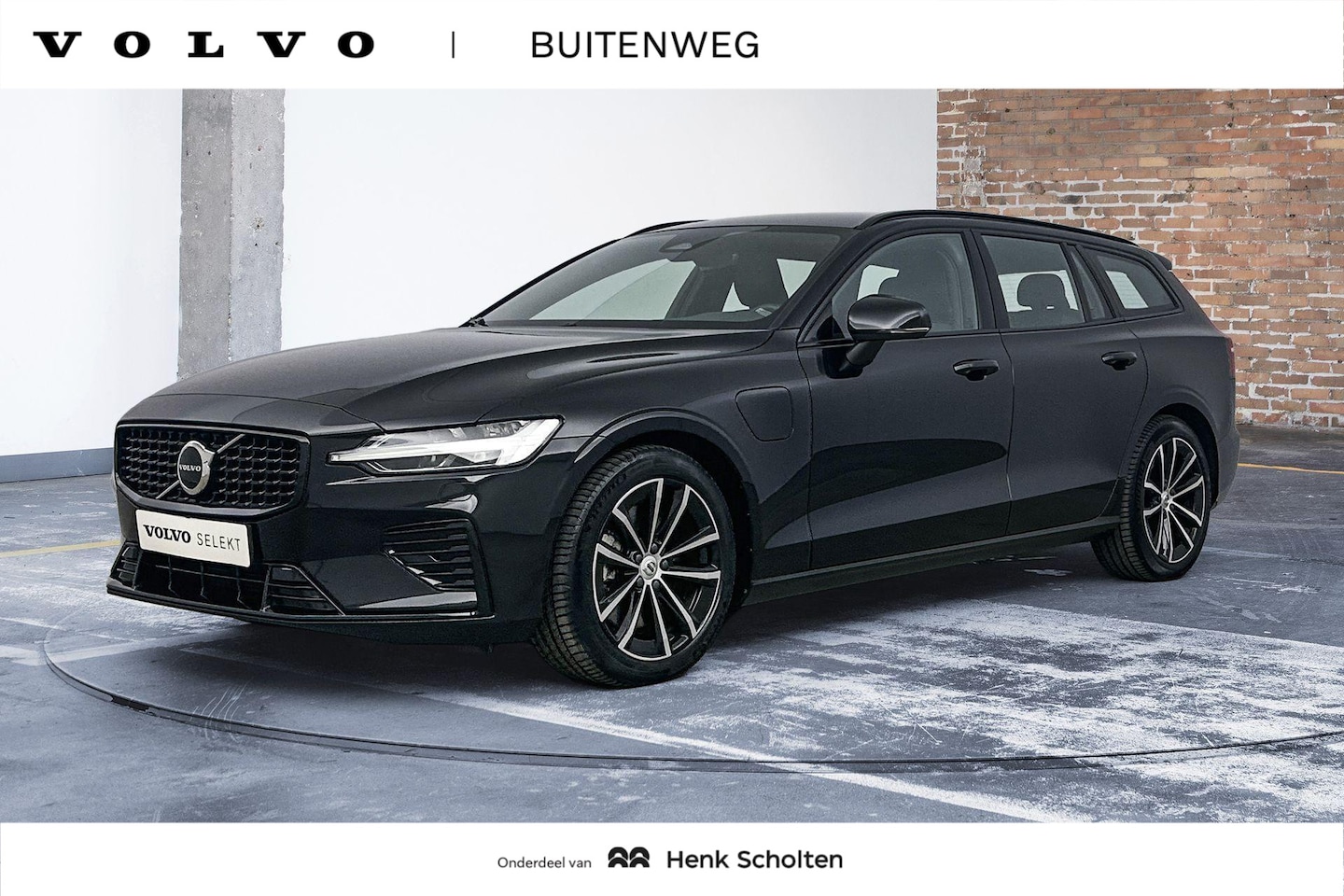 Volvo V60 - T6 Automaat Recharge AWD Plus Dark | Interieur Voorverwaming | Verwarmbare voorstoelen en - AutoWereld.nl