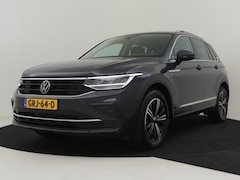 Volkswagen Tiguan - 1.5 TSI 150PK Life Edition | Trekhaak (1800KG) | Camera Achter | Volledig Digitaal Dashboa