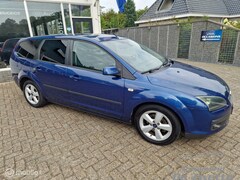 Ford Focus Wagon - 1.6-16V Futura