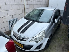 Opel Corsa - 1.2 16V 3 drs lees de advertentie goed