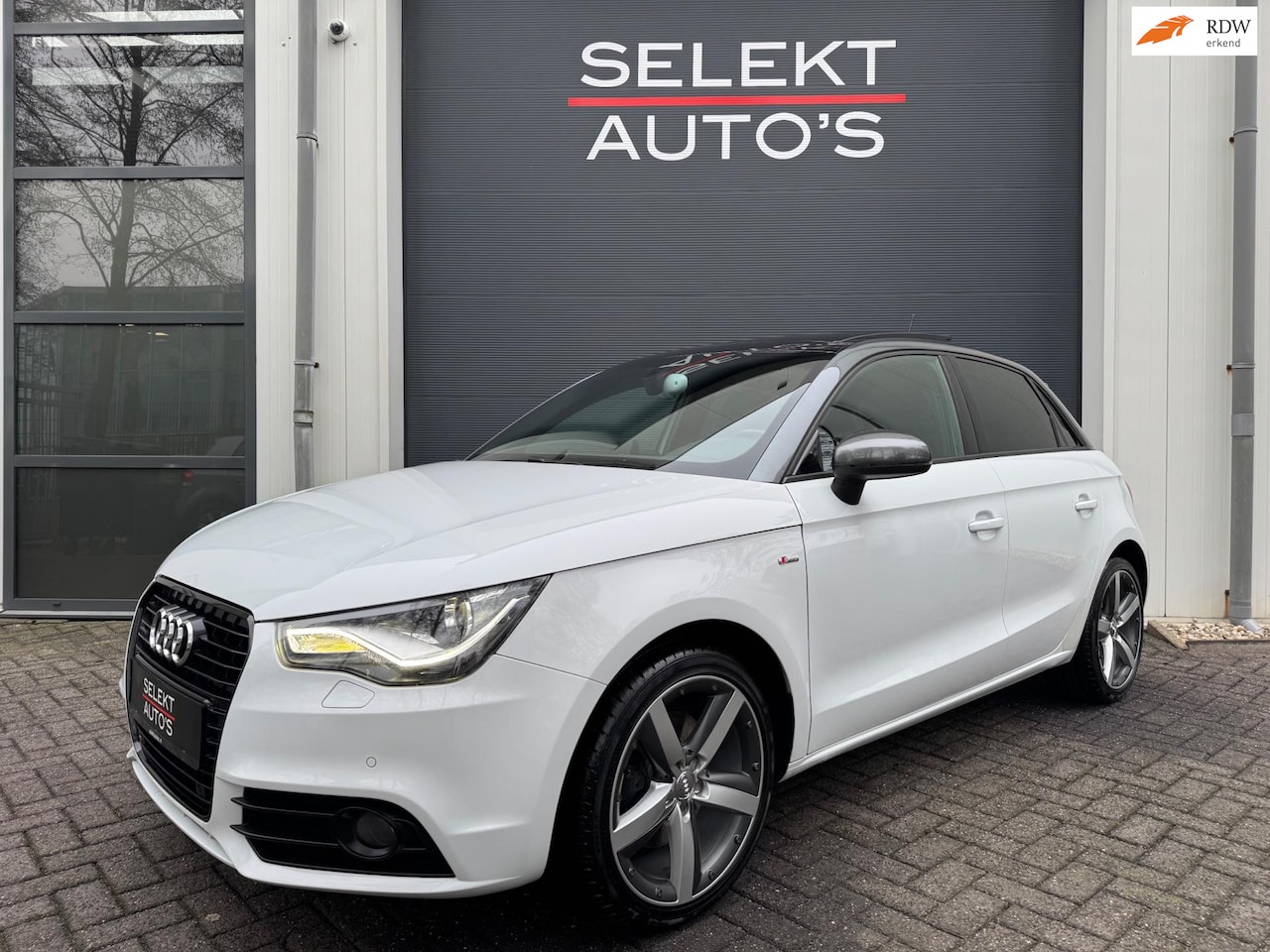 Audi A1 Sportback - 1.4 TFSI Pro Line S-Line S-Tronic 122 Pk Panoramadak/Xenon/Led/Leder/Navi/Bluetooth/PDC/Cr - AutoWereld.nl