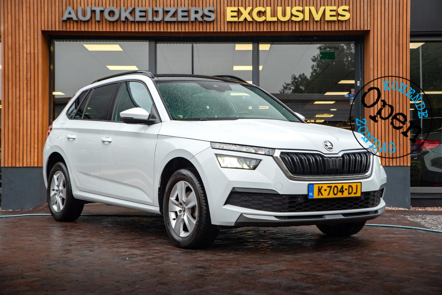 Skoda Kamiq - 1.0 TSI Sport Business Cruise Clima DAB+ PDC Camera 16''LM - AutoWereld.nl