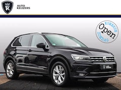 Volkswagen Tiguan - 2.0 TSI 4Motion Highline Panodak Adapt. Cruise Virtual Dash HUD Trekhaak 18''LM