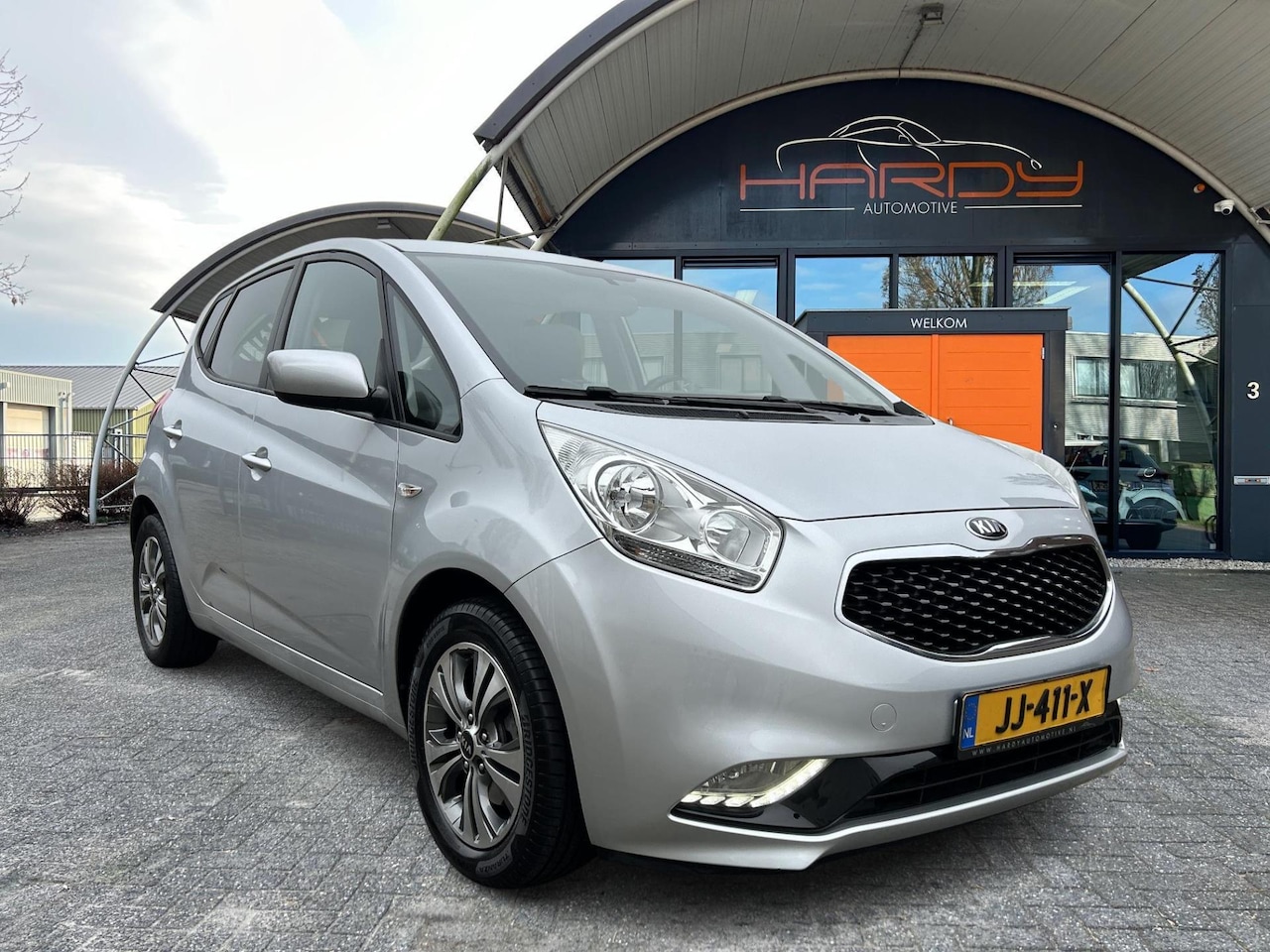 Kia Venga - 1.6 CVVT DynamicPLusLine Automaat Trekhaak 100% Dealer Onderhouden - AutoWereld.nl